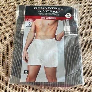 ROUNDTREE & YORKE Size 48 Boxers, NWT